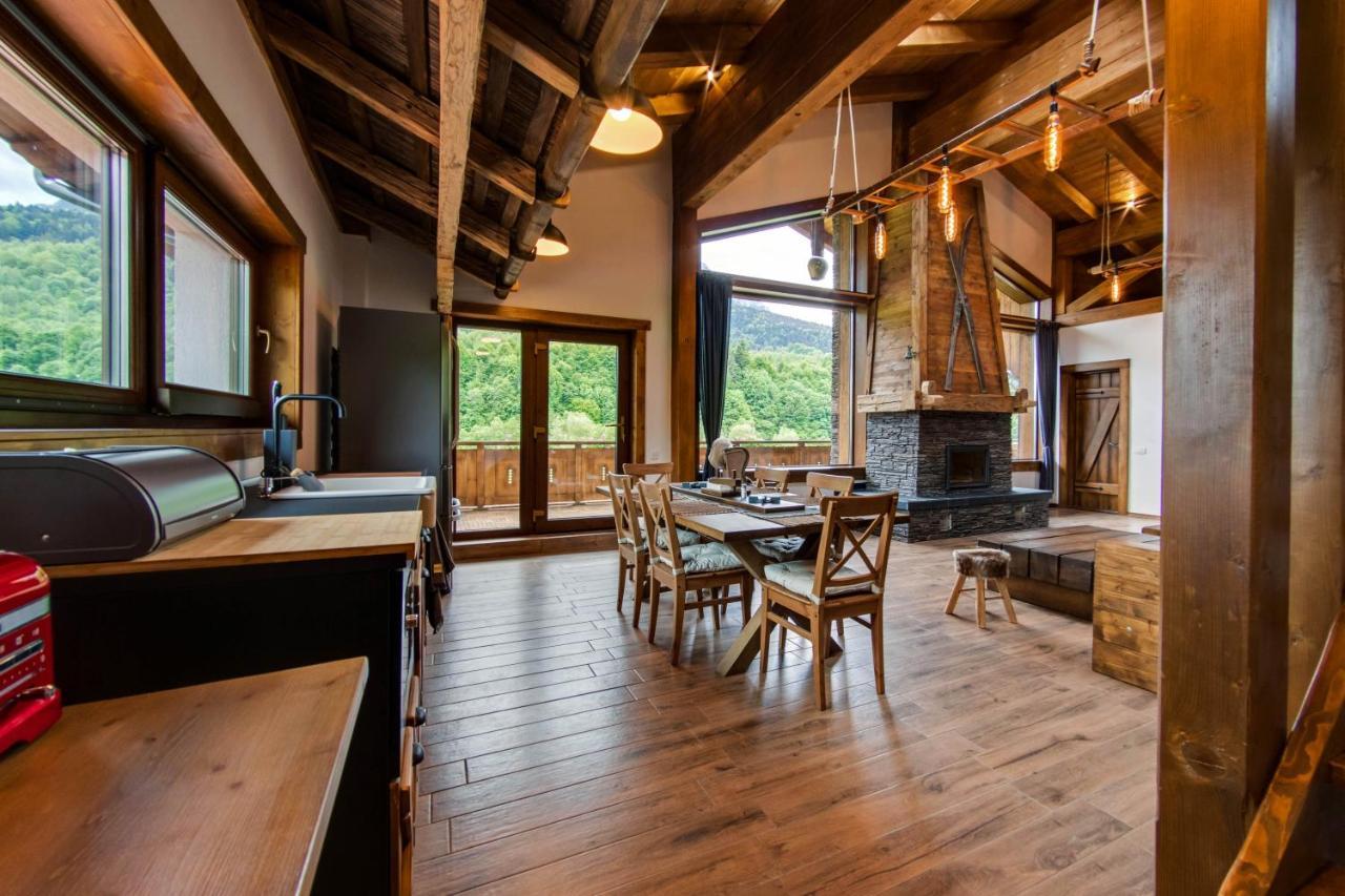 Avalanche Plaiul Foii Villa เซอร์เนช ภายนอก รูปภาพ